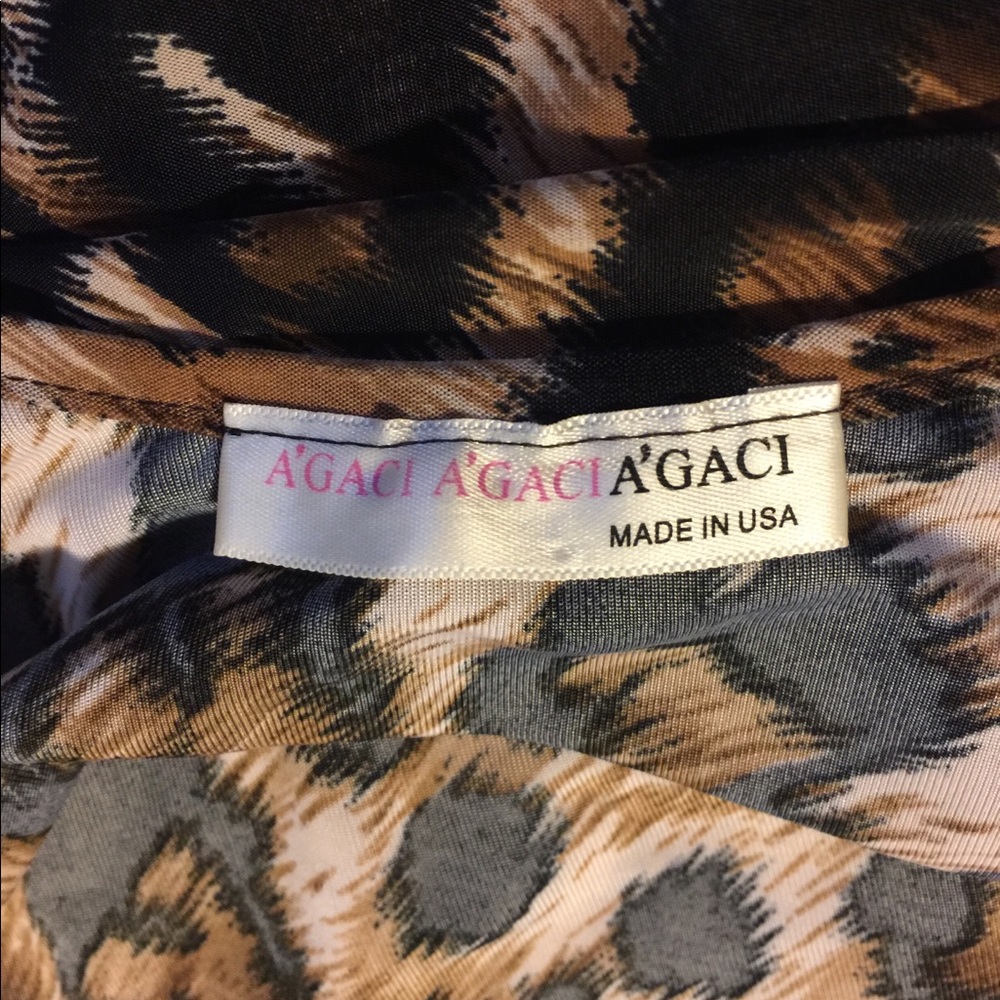 Adorable Leopard Top - Picture 2 of 2